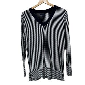 Tommy Hilfiger Navy White Stripe Nautical Summer V-Neck Long Sleeve, Medium